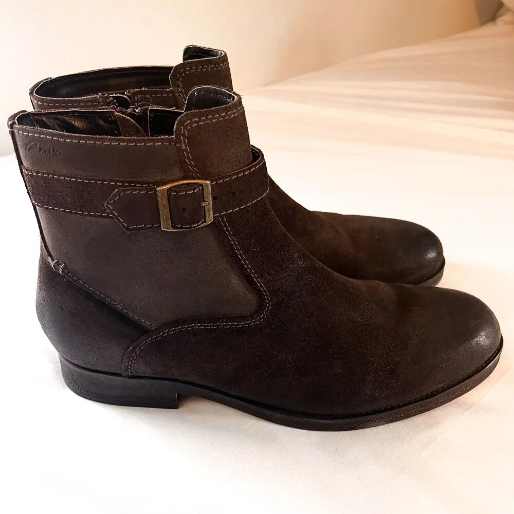 Clarks Mens Brown Nubuck Shearling Lined Ankle Boots 10M Winter Warm